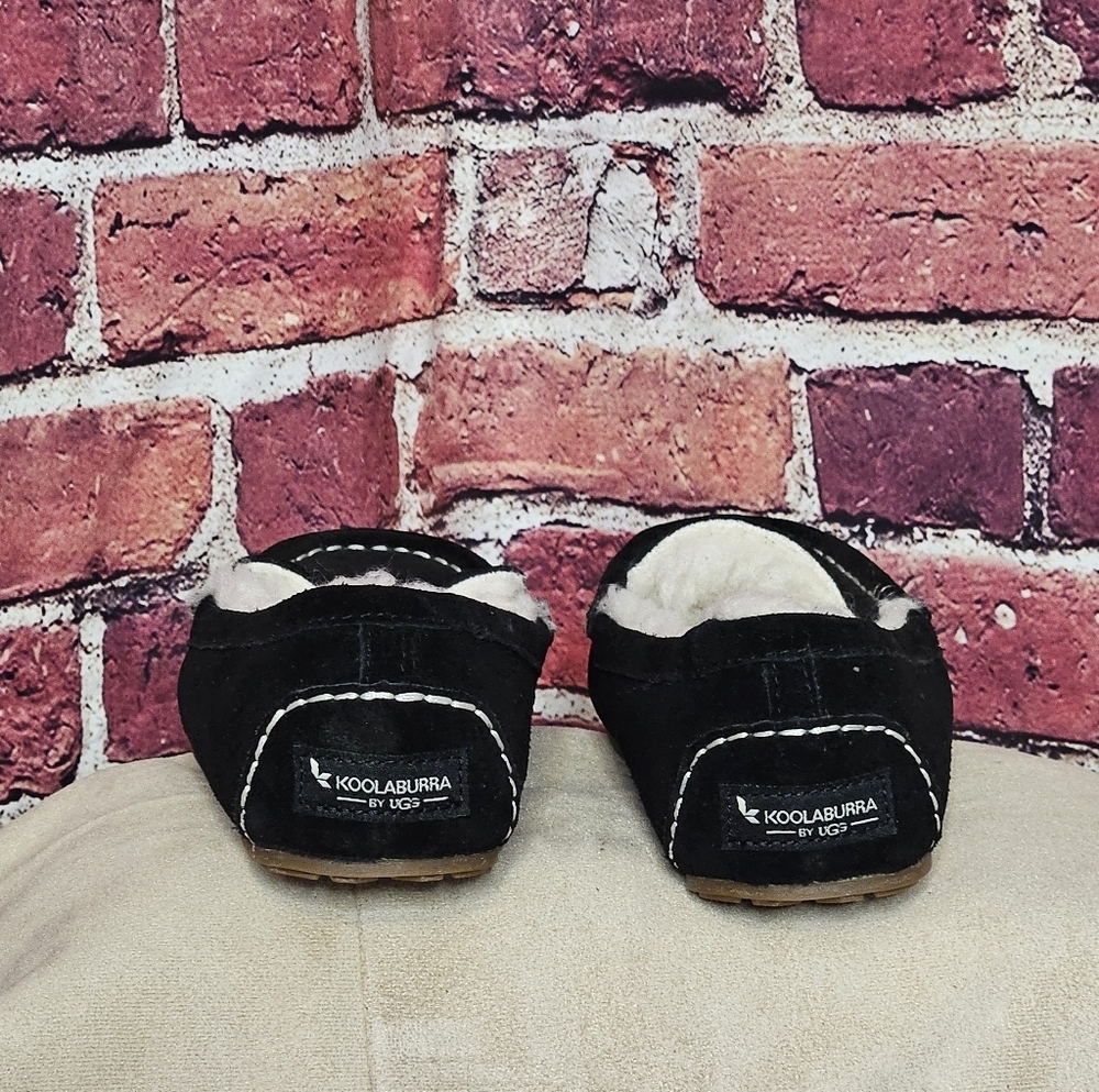 Koolaburra Black and White Cozy Slippers - Picture 5 of 7